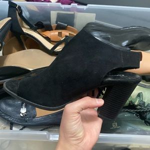 Cute fringe peel-toe heels